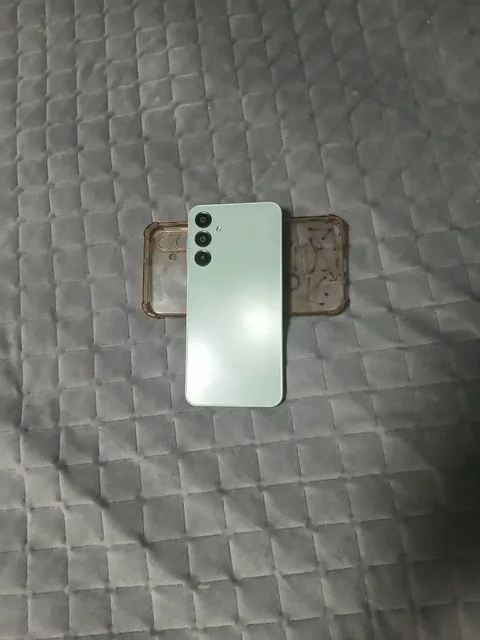 Samsung Galaxy A16 4/128 ГБ - Мониторы в Пермь