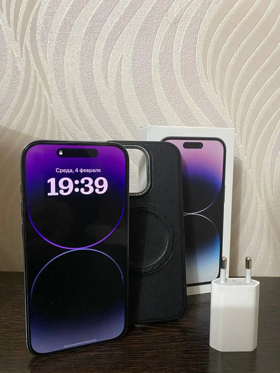 Продажа б/у iPhone различных моделей - Смартфоны (Электроника) в Пермь