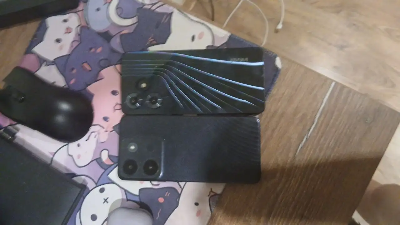 Обмен двух телефонов на Apple iPhone - Смартфоны (Электроника) в Пермь