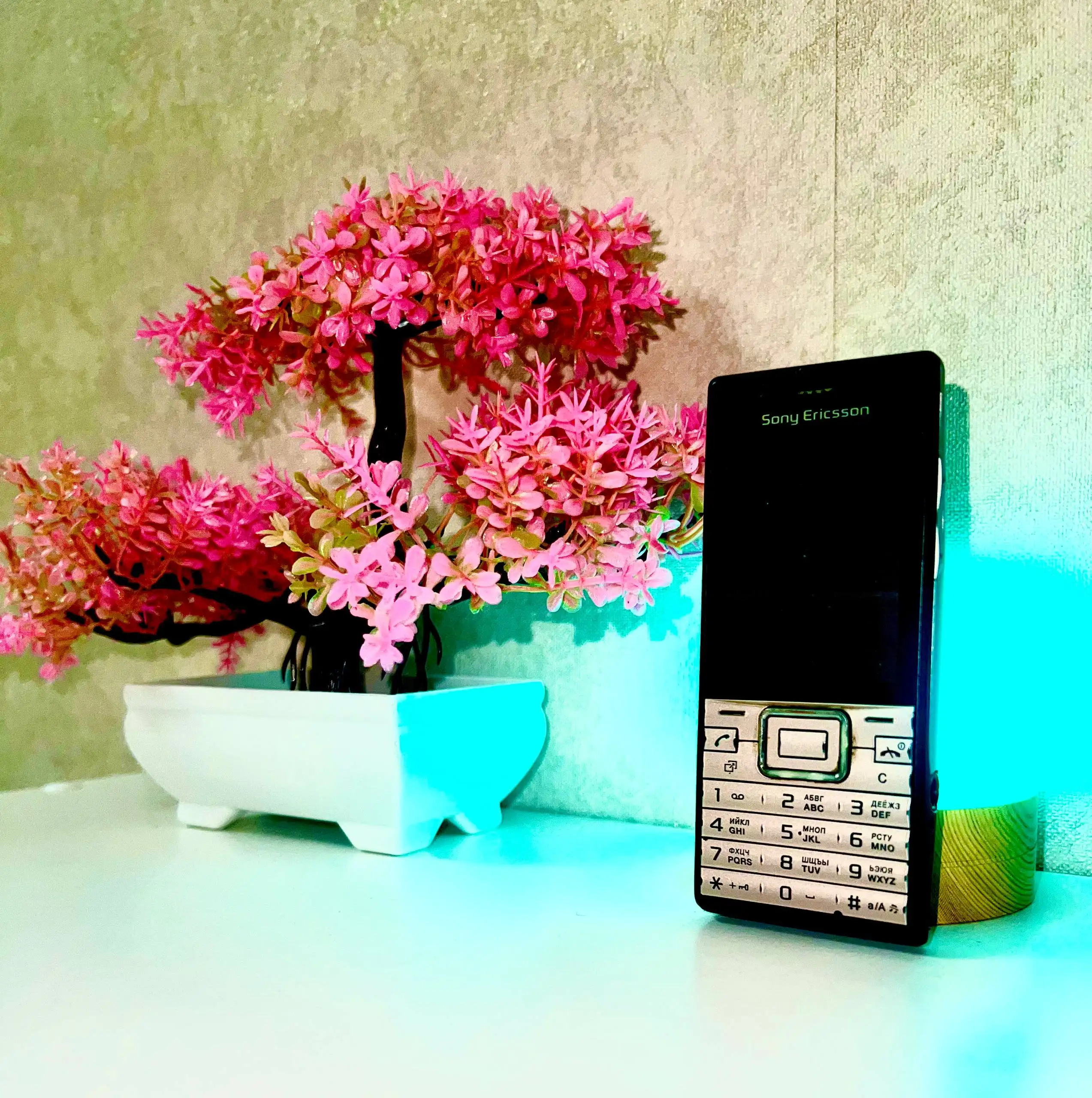 Продажа отличного флагмана SONY ERICSSON - Мобильные телефоны (Электроника) в Пермь