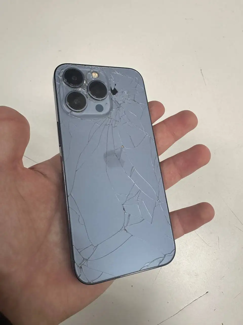 Продам iPhone 13 Pro 128 ГБ - Смартфоны (Электроника) в Пермь