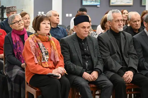 Открытие выставки "Три художника" - Выставки (Хобби и отдых) в Набережные Челны