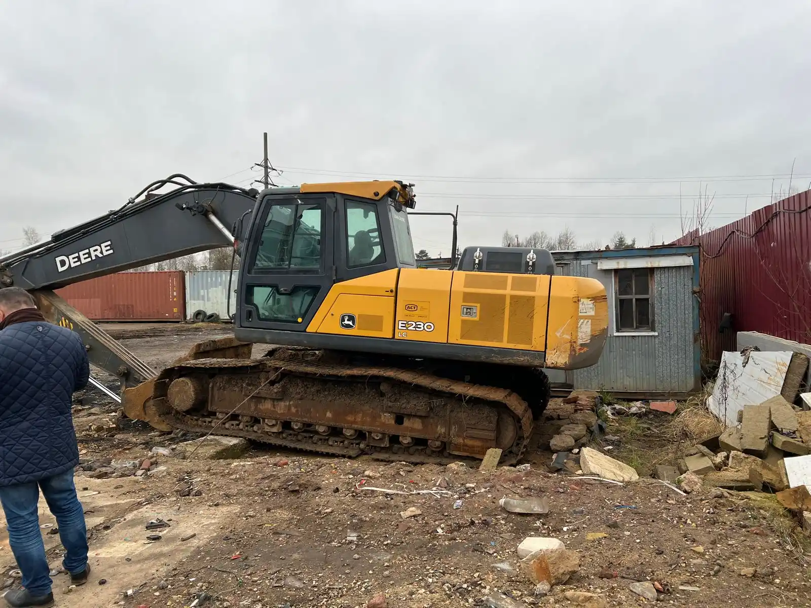 John Deere E230 2019