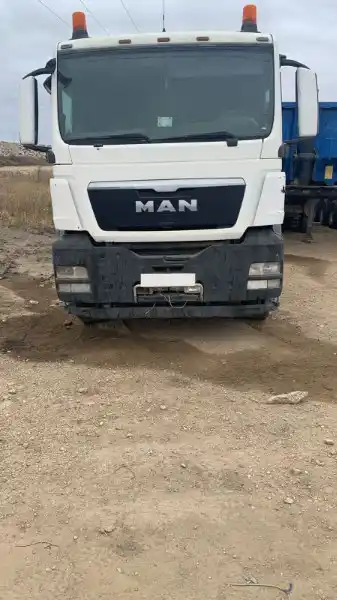 MAN 26.440 6x4 2012 года
