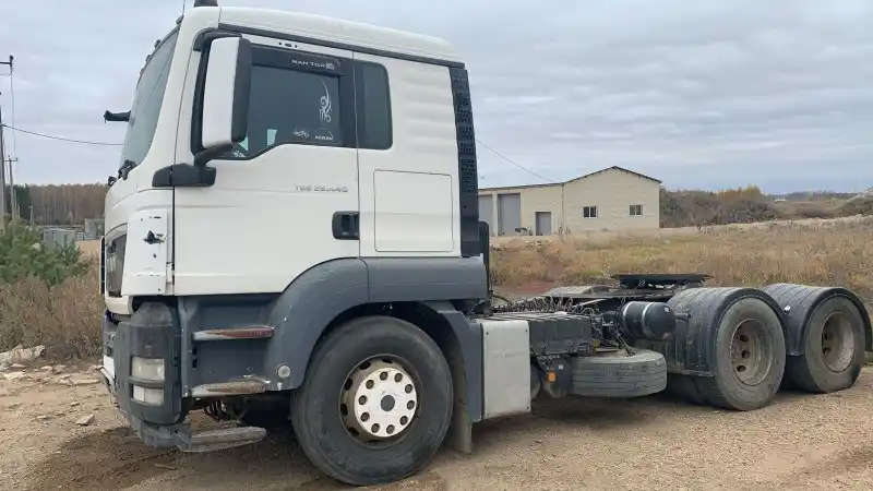 MAN 26.440 6x4 2012 года