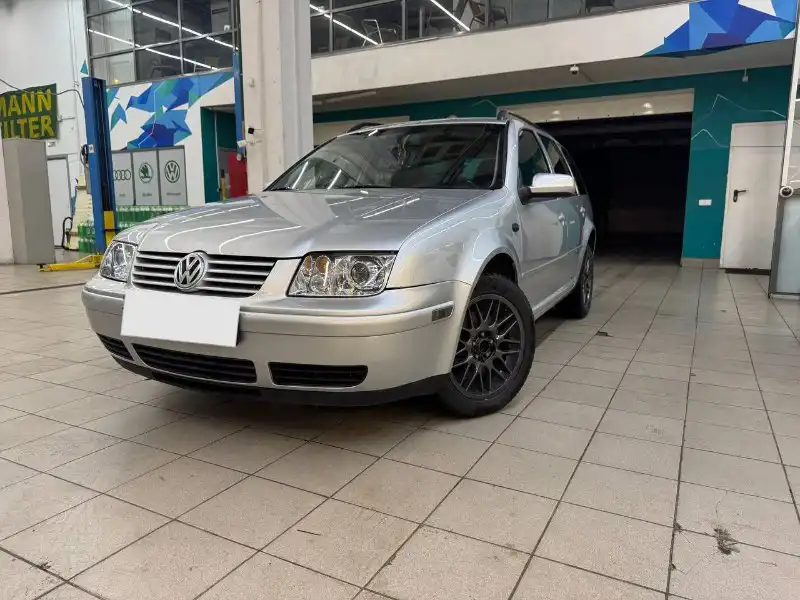Volkswagen Jetta 4 поколение 2002 года