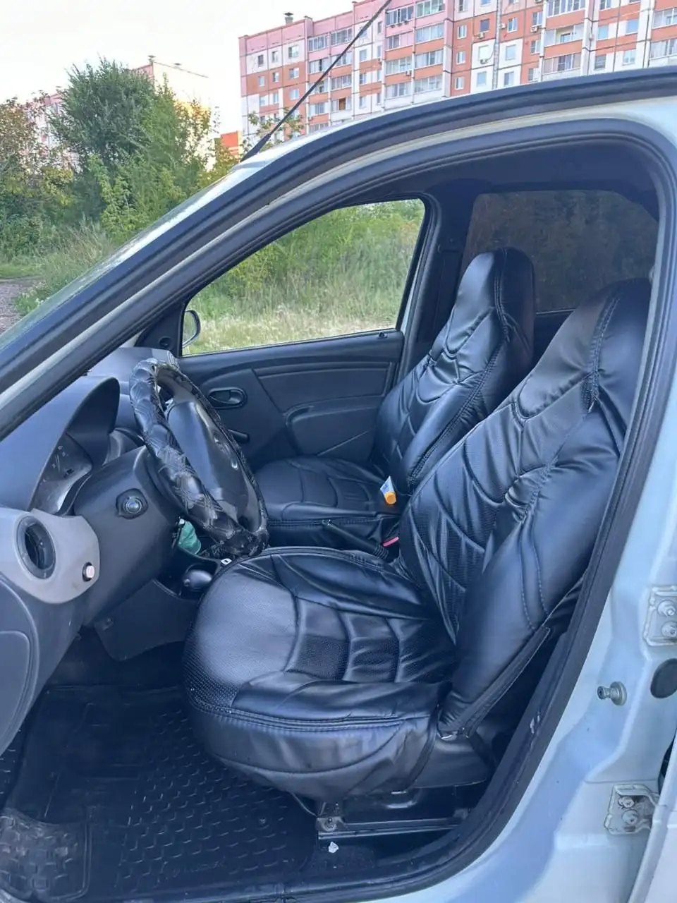 Продам Renault Logan 2012 года