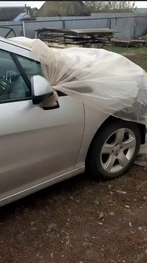 Продается Peugeot 408 2015 года