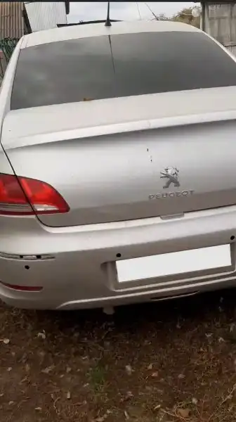 Продается Peugeot 408 2015 года