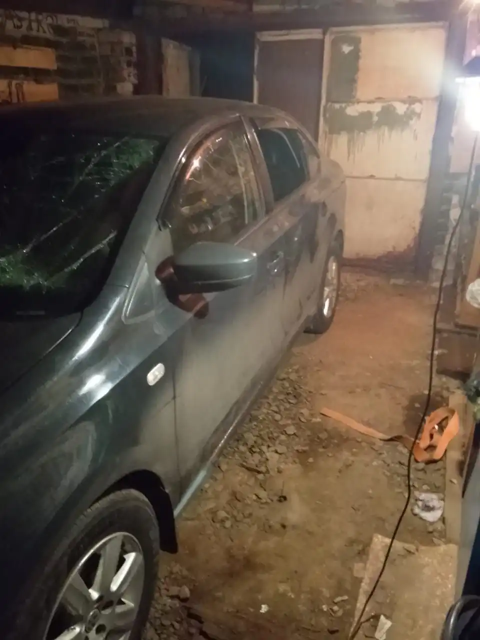 Volkswagen Polo 2010 года в рабочем состоянии - Авто в Красное-на-Волге