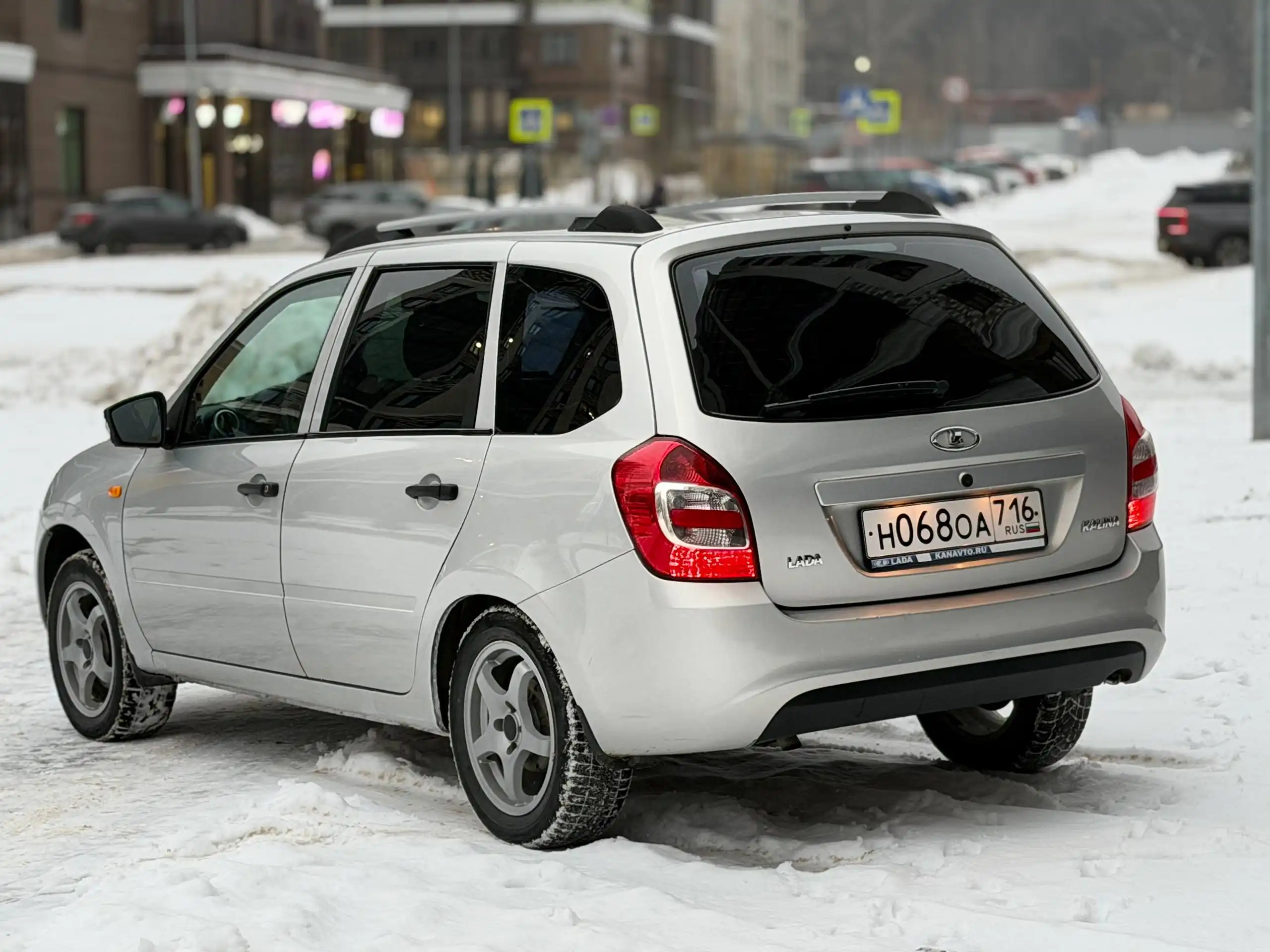 Продается автомобиль Lada Kalina 2013 г.в.