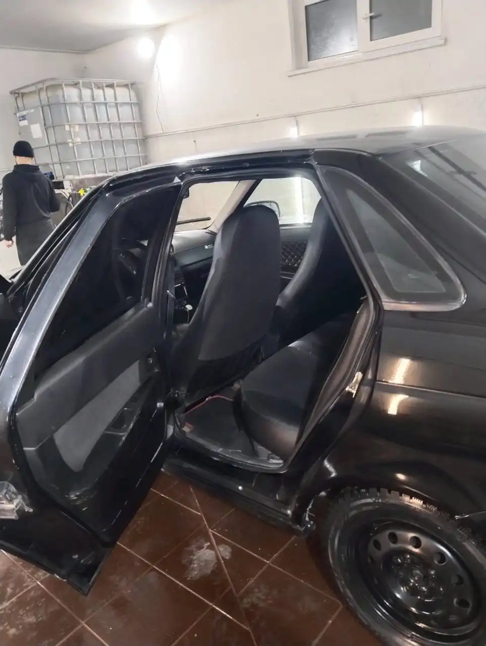 Автомобиль 2008 года с чистыми документами