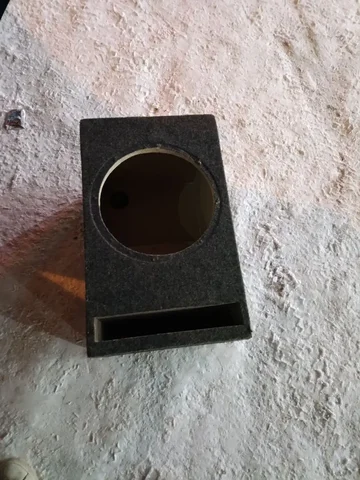 Продам короб и подиумы для динамиков - Запчасти в Магнитогорск