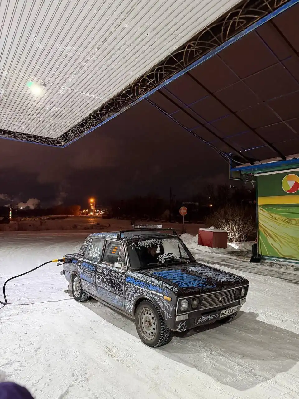 Продам ВАЗ 2106 на 16кл 120 мотор на поршнях 124