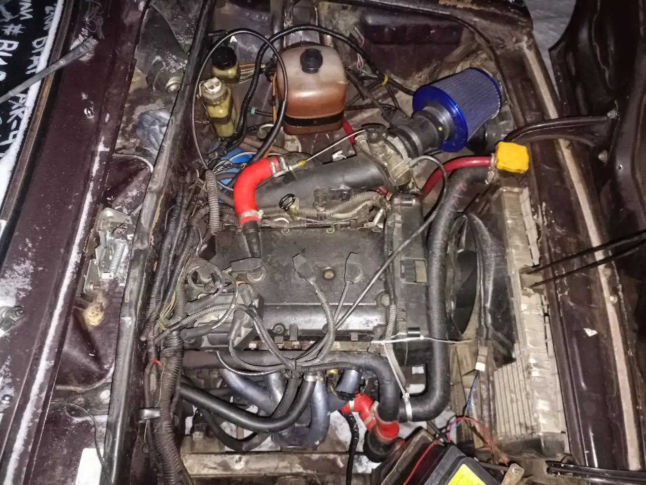 Продам ВАЗ 2106 на 16кл 120 мотор на поршнях 124