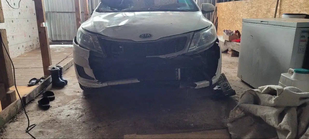 Продажа автомобиля 2013 года с пробегом 470 тыс. км