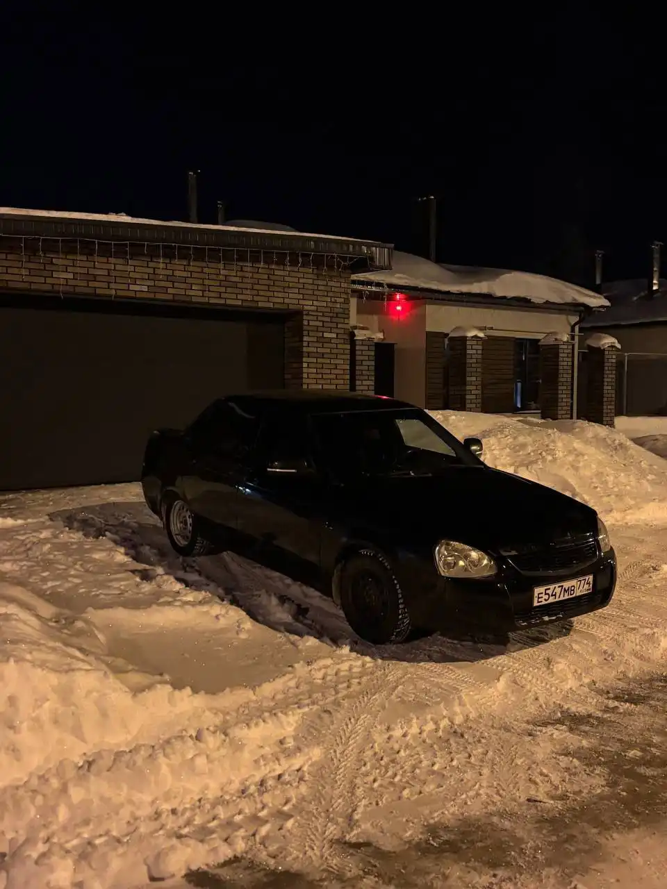 Продам Приору 2009 года выпуска с мотором 1.6