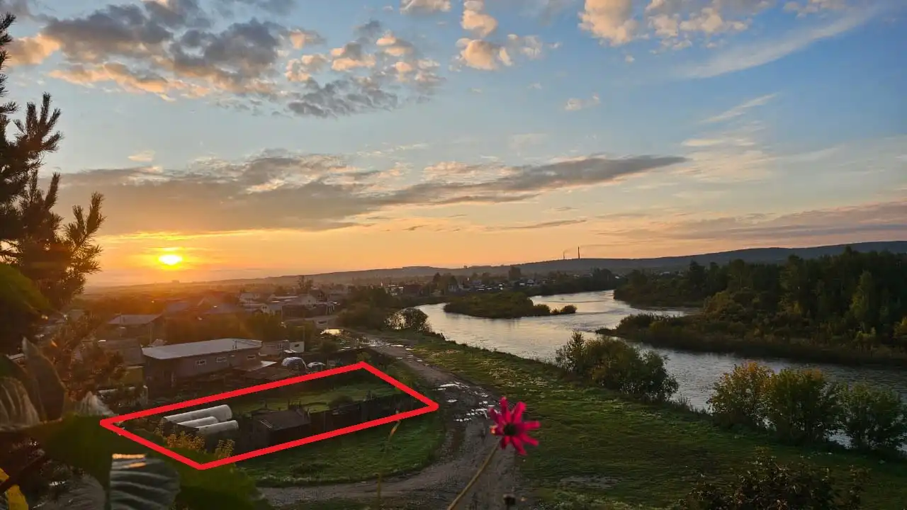 Участок 9 соток в с. Максимовщина под строительство дома