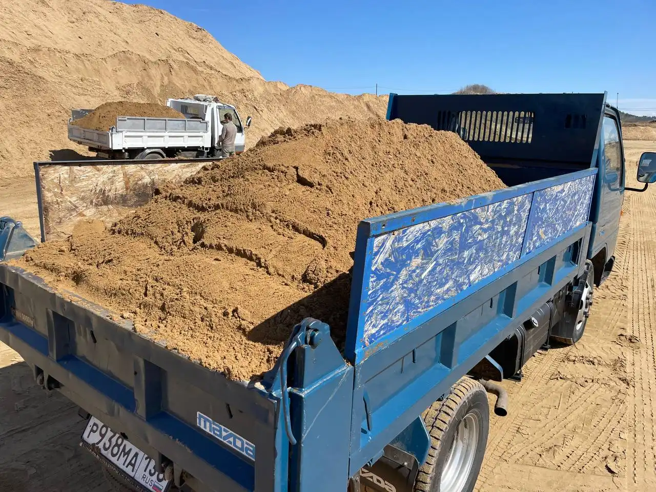 Доставка сыпучих строительных материалов и услуг в Иркутске - Строительные материалы и услуги (Услуги) в Иркутск