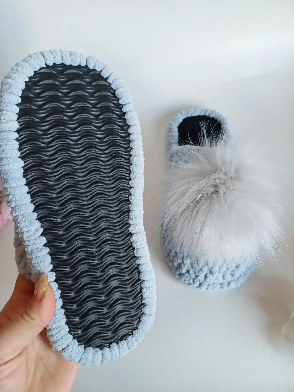 Плюшевые тапочки на эва-подошве - Обувь (Одежда) в Иркутск