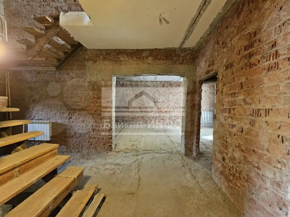 Продажа здания 264 м.кв. свободного назначения в центре города - Коммерческая недвижимость (Недвижимость) в Иркутск