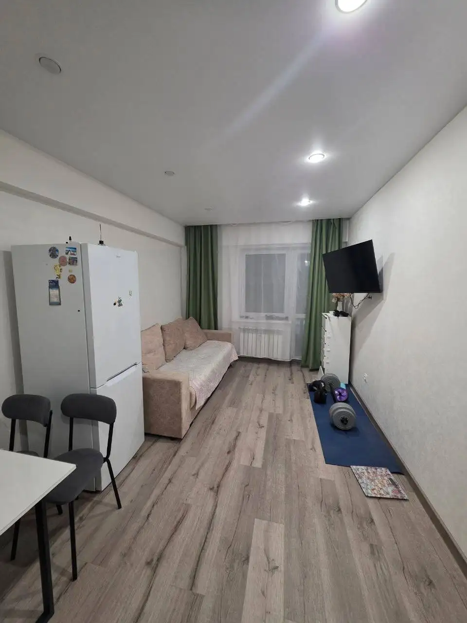 Сдам евродвушку Варламова с лоджией - Аренда квартир (Недвижимость) в Иркутск