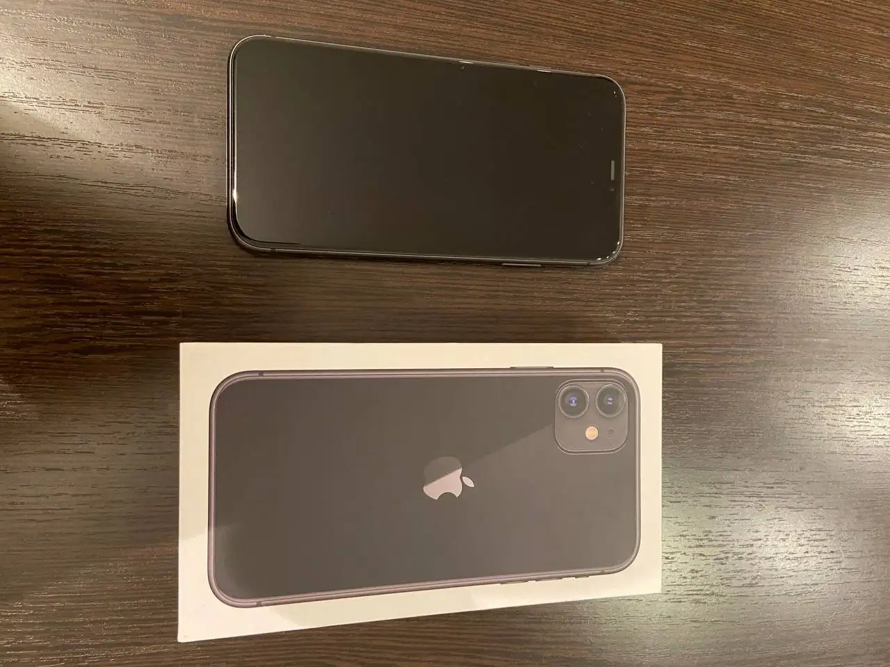 Продам iPhone 11 Black 64GB - Телефоны и смартфоны (Электроника) в Иркутск