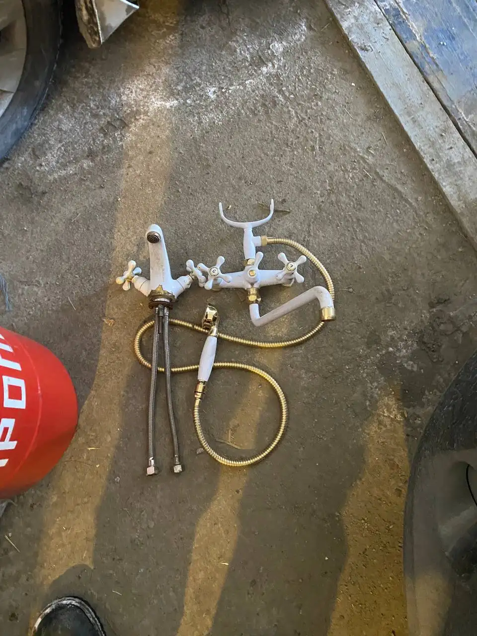 Продам итальянские смесители б/у - Барахолка в Иркутск
