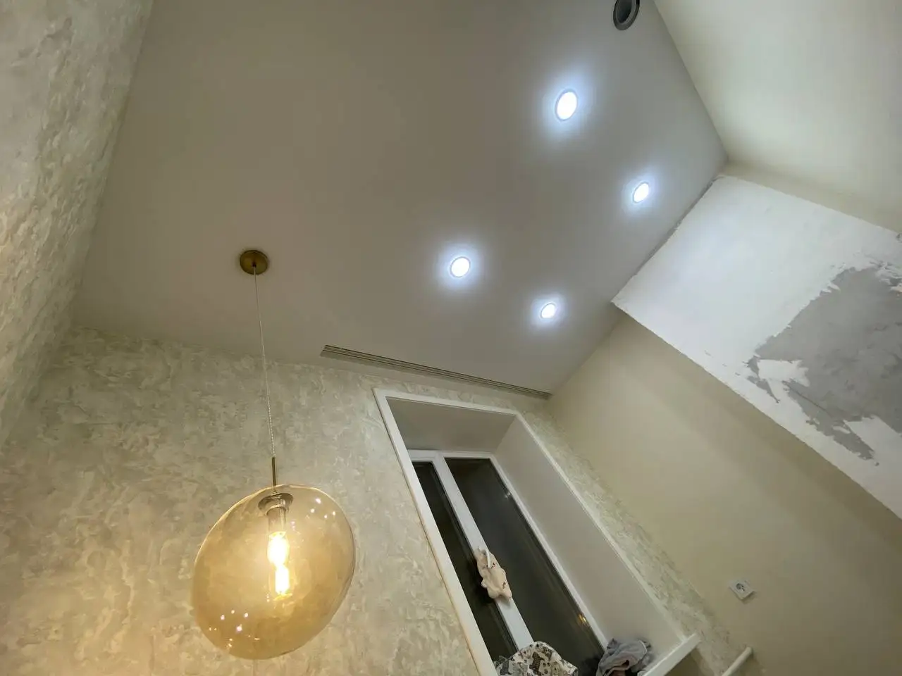 Услуги натяжных потолков в Иркутске - Ремонт (Услуги) в Иркутск