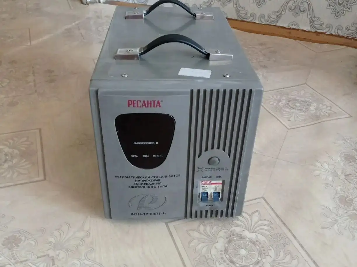 Стабилизатор напряжения однофазный Ресанта-АСН-12000/1Ц - Стабилизаторы напряжения (Для дома и дачи) в Иркутск