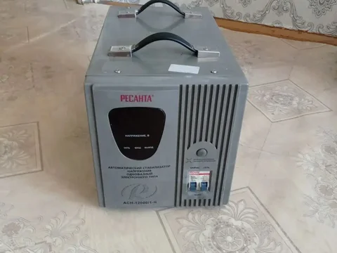 Стабилизатор напряжения однофазный Ресанта-АСН-12000/1Ц - Инструменты в Иркутск