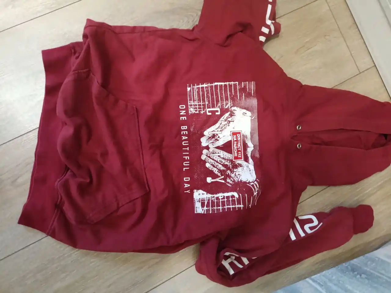 Бесплатно раздаю