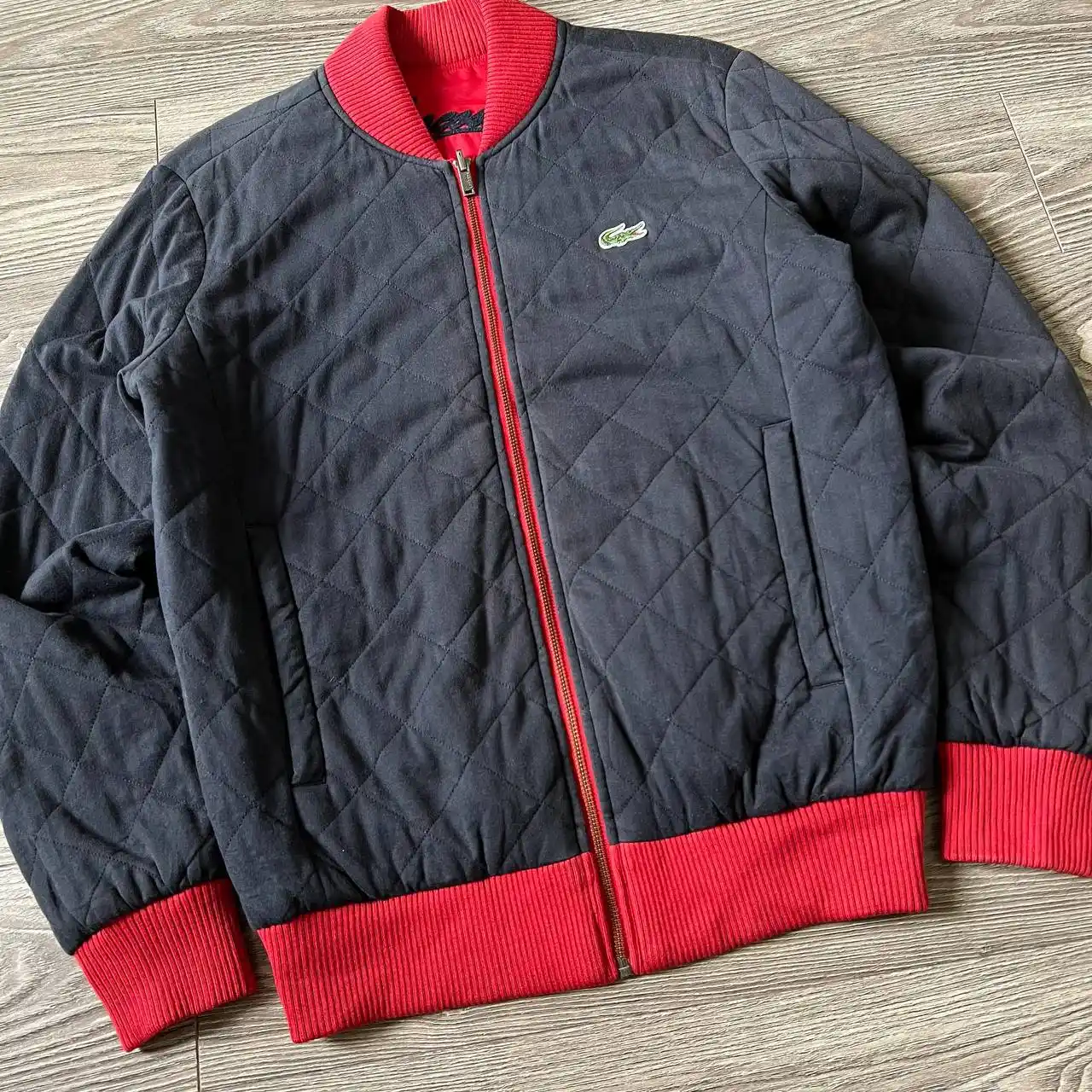 Двусторонний бомбер Lacoste