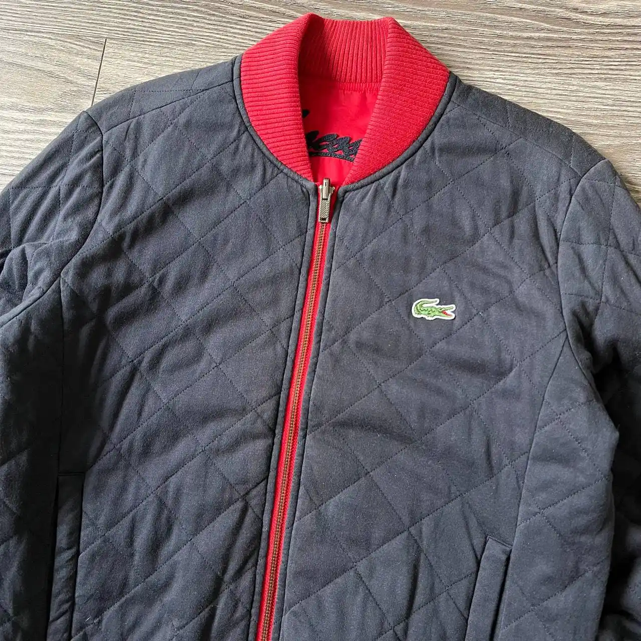 Двусторонний бомбер Lacoste