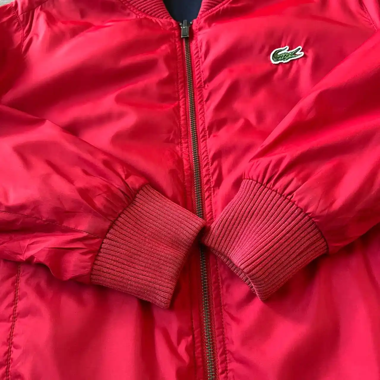 Двусторонний бомбер Lacoste