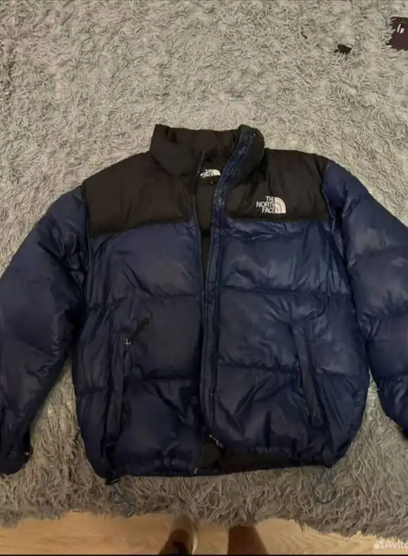 Продам топовый пуховик The North Face 700