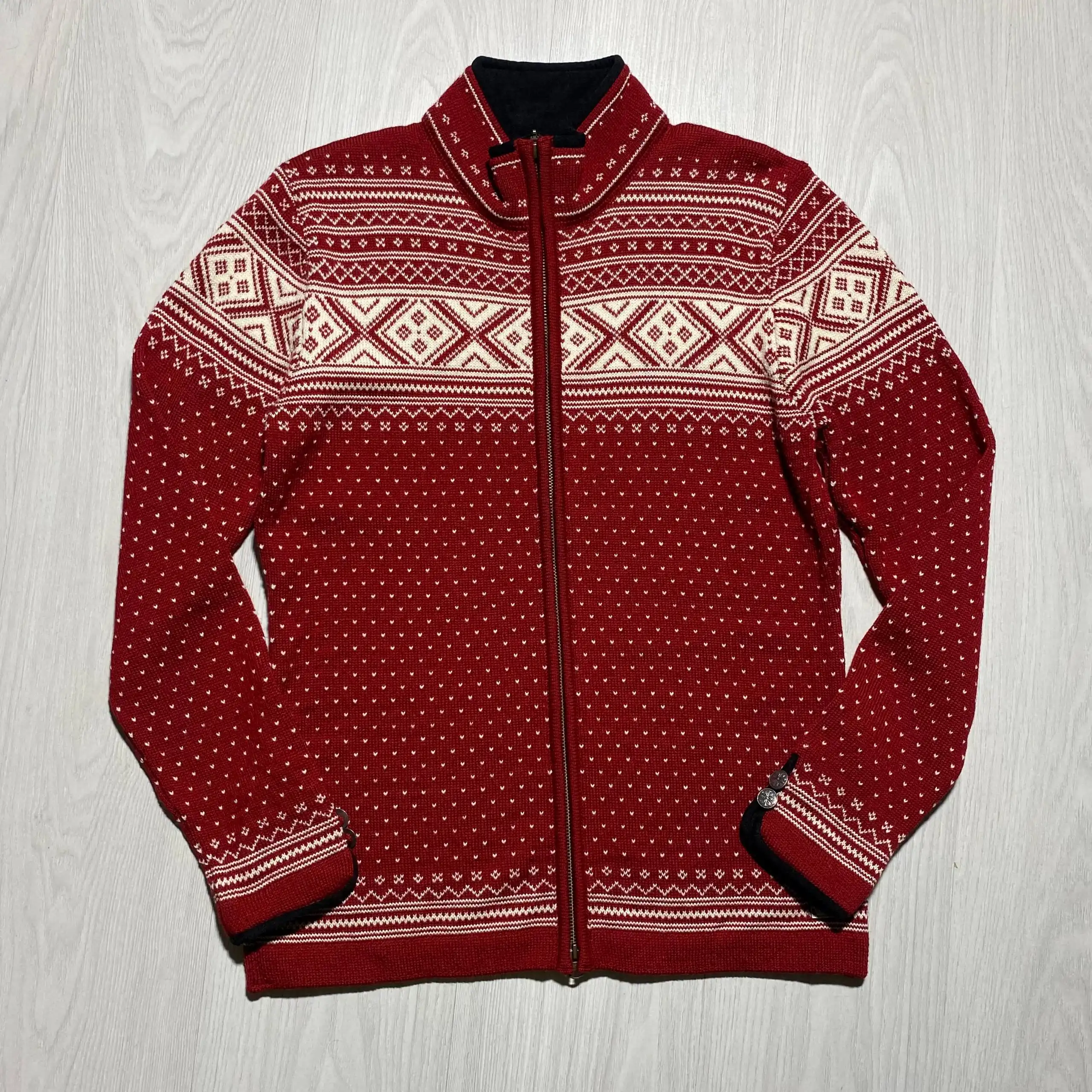 Женский свитер DALE OF NORWAY VALLE