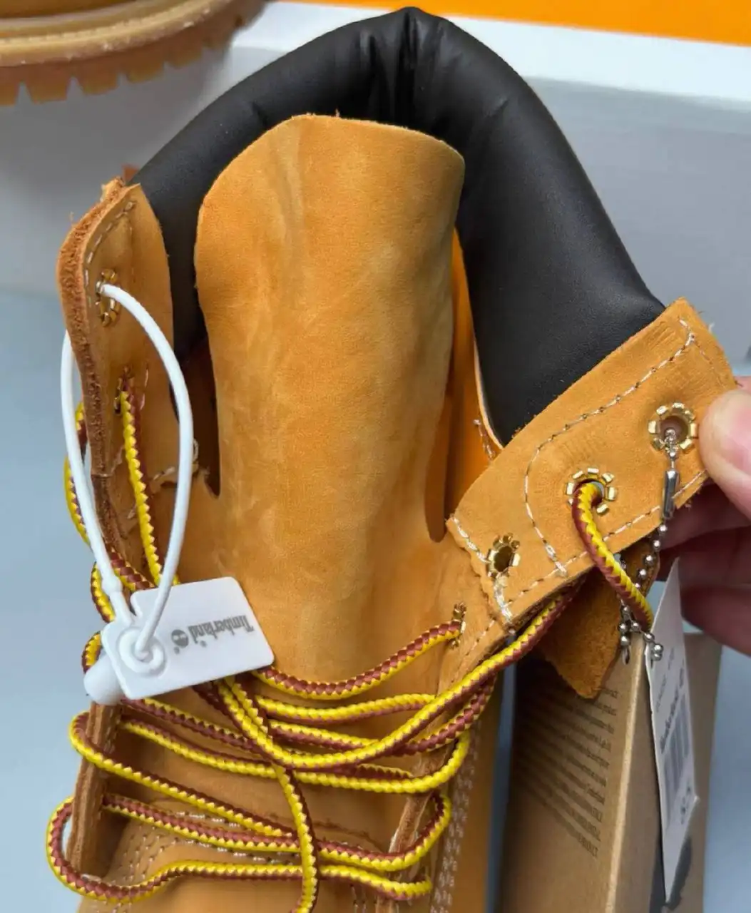 Timberland Classic 6" Boots — Wheat