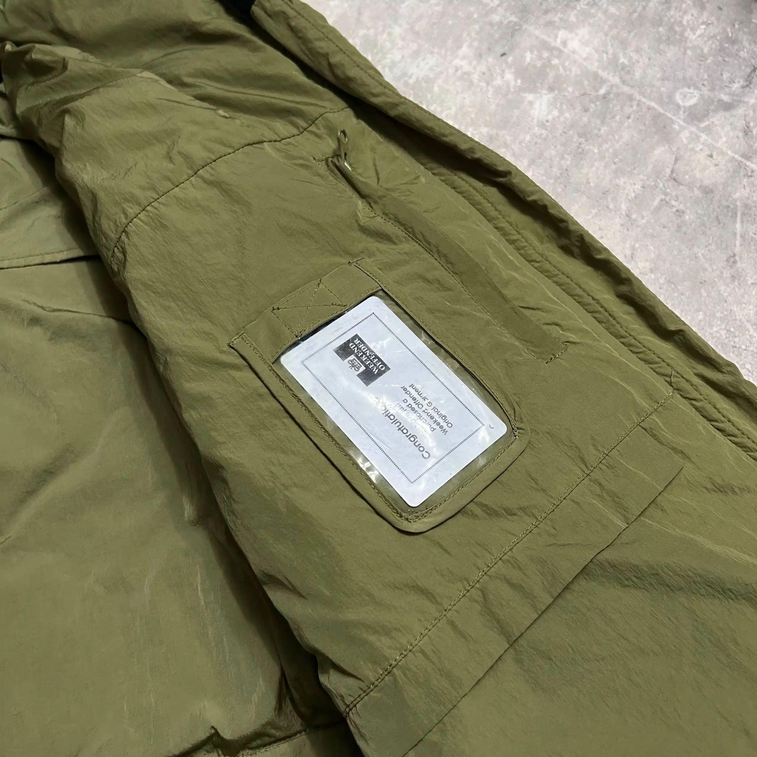 Пуховик Weekend Offender