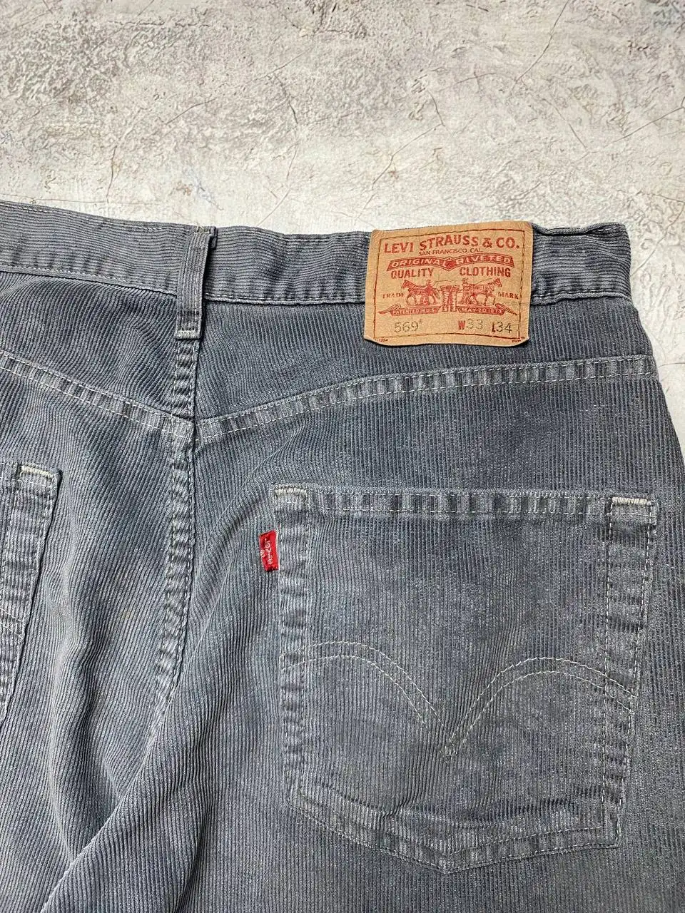 Вельветовые джинсы Levi’s 569 Vintage Loose Straight