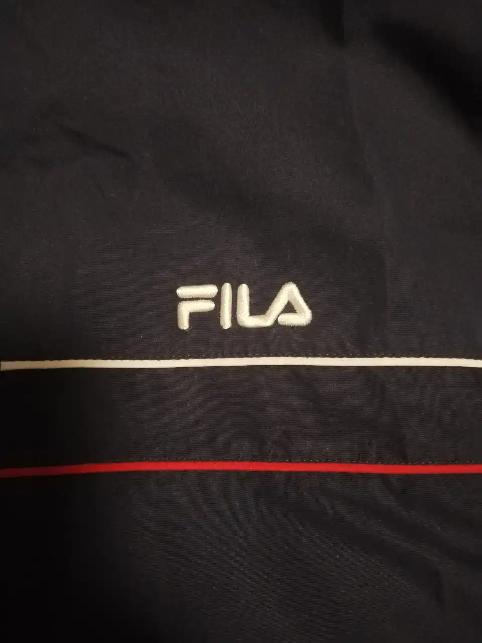 Ветровка FILA размера XL в отличном состоянии