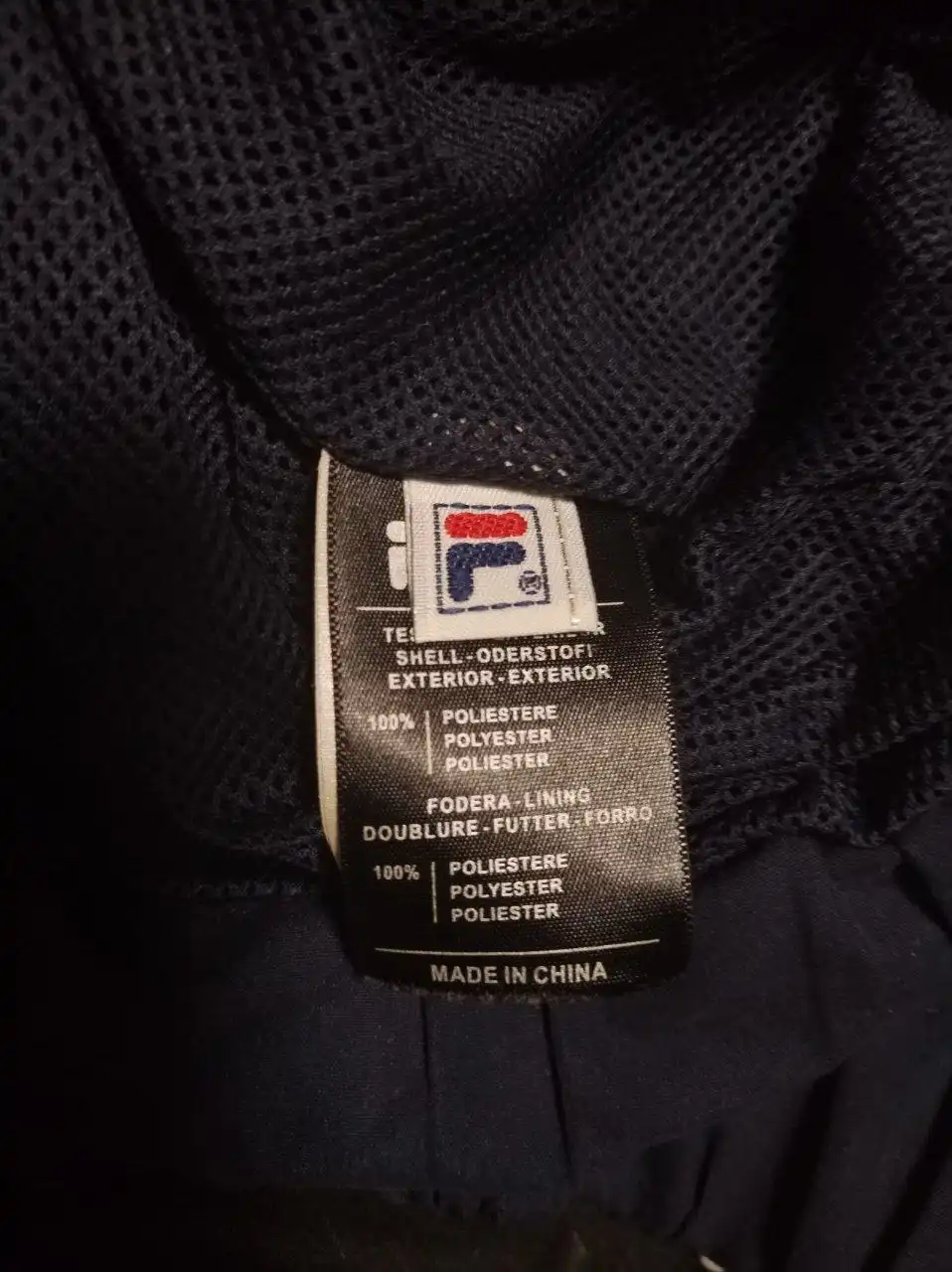 Ветровка FILA размера XL в отличном состоянии