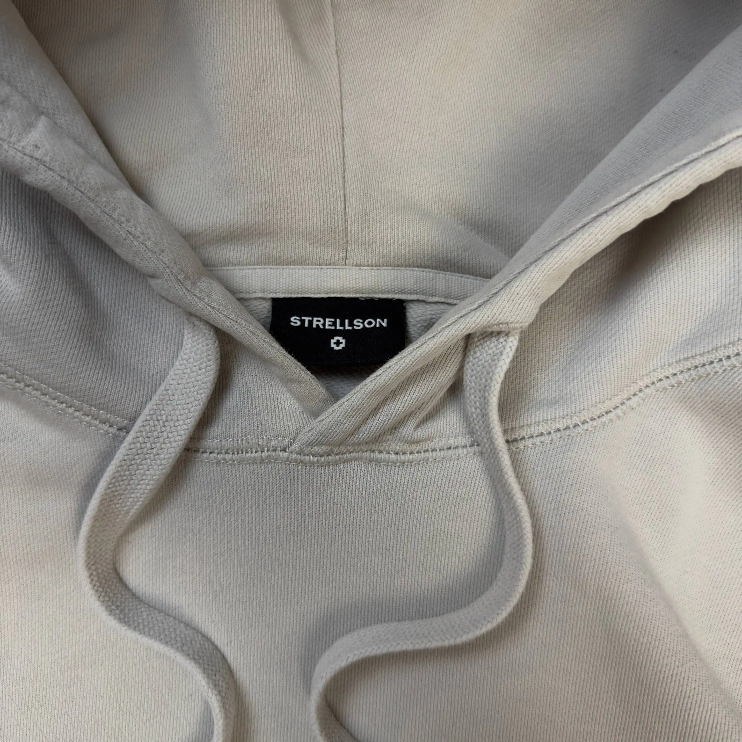 Худи Strellson отличное состояние размер с/м