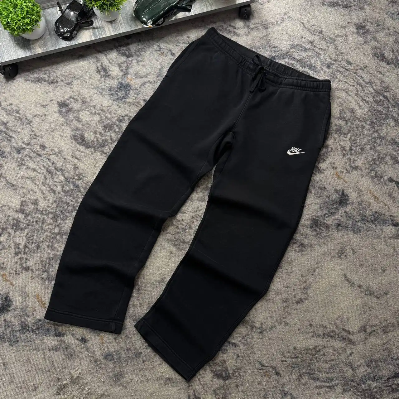 Штаны NIKE размер L в отличном состоянии