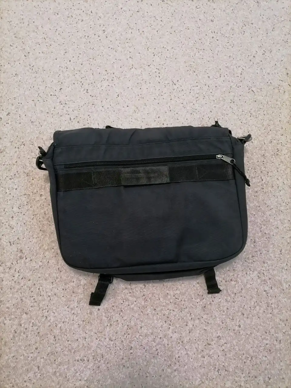 Продажа б/у вещи в хорошем состоянии