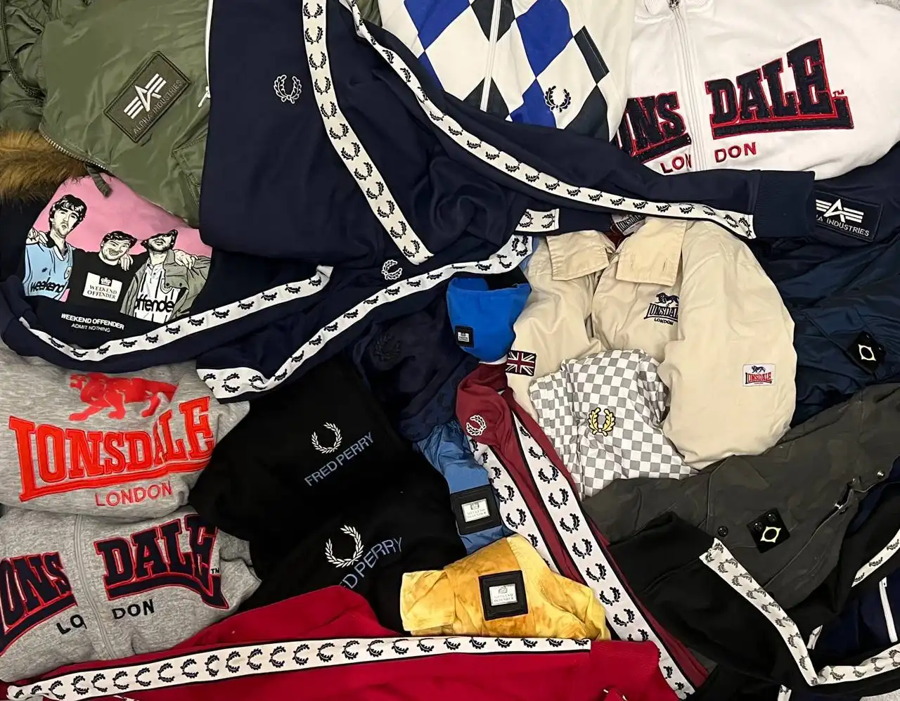 Объявление о товарах в боксах