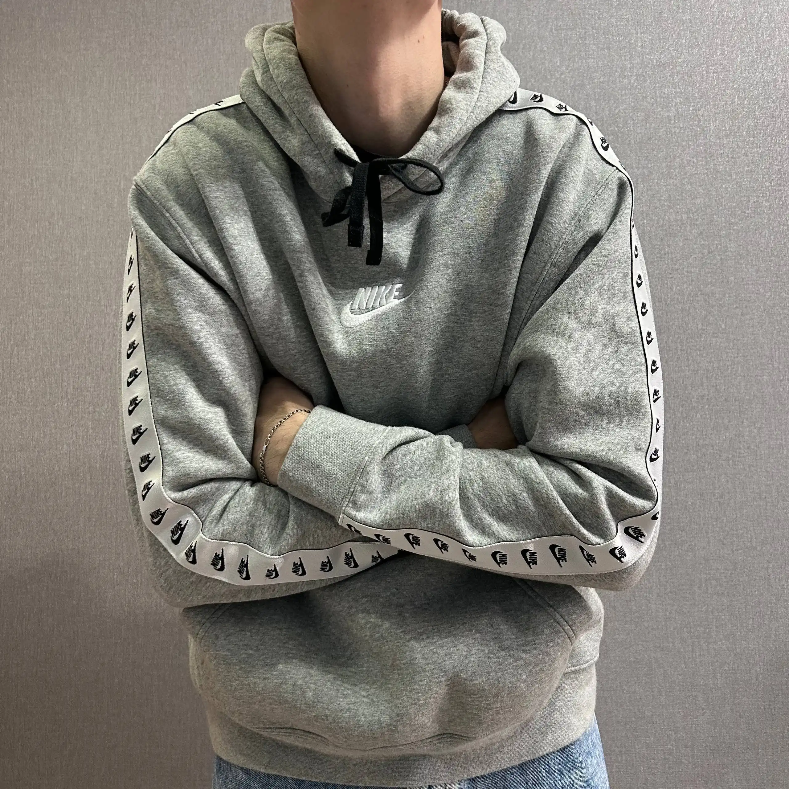 Худи Nike с лампасами, размер L - Одежда в Архангельск