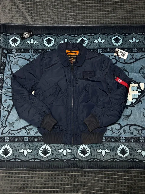 Бомбер Alpha Industries cwu-45 размер M - Верхняя одежда в Архангельск
