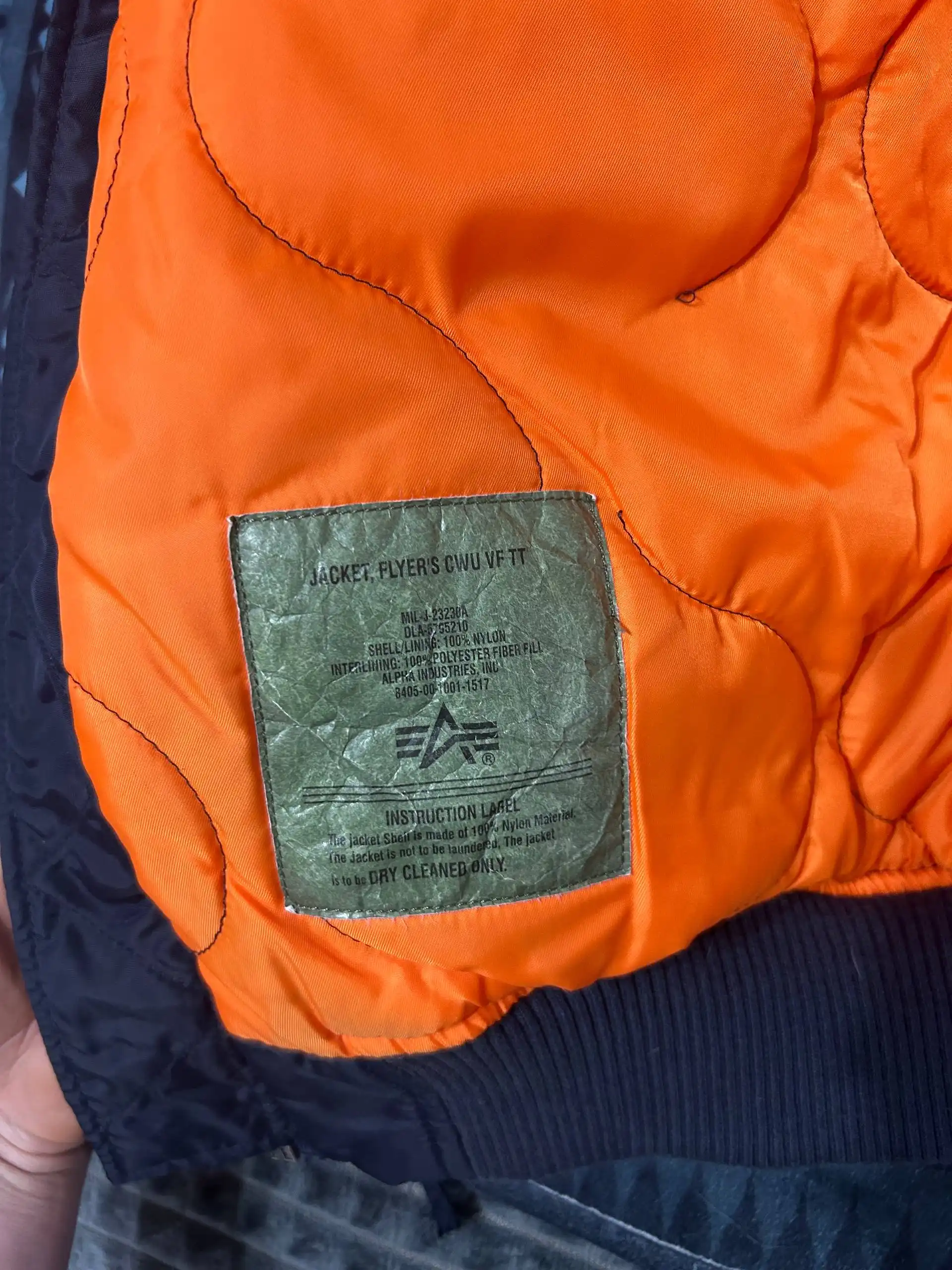 Бомбер Alpha Industries cwu-45 размер M - Верхняя одежда (Одежда) в Архангельск