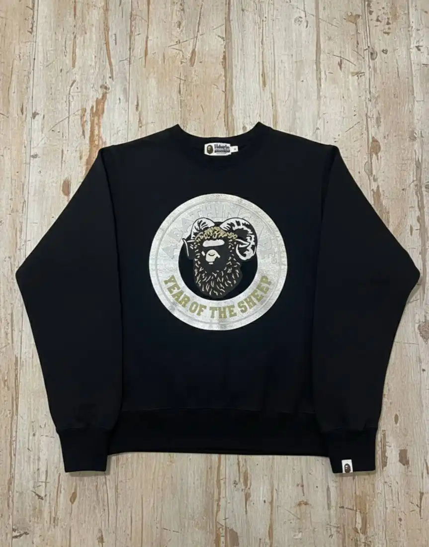 Куртка BAPE размера M в отличном состоянии - Верхняя одежда (Одежда) в Архангельск